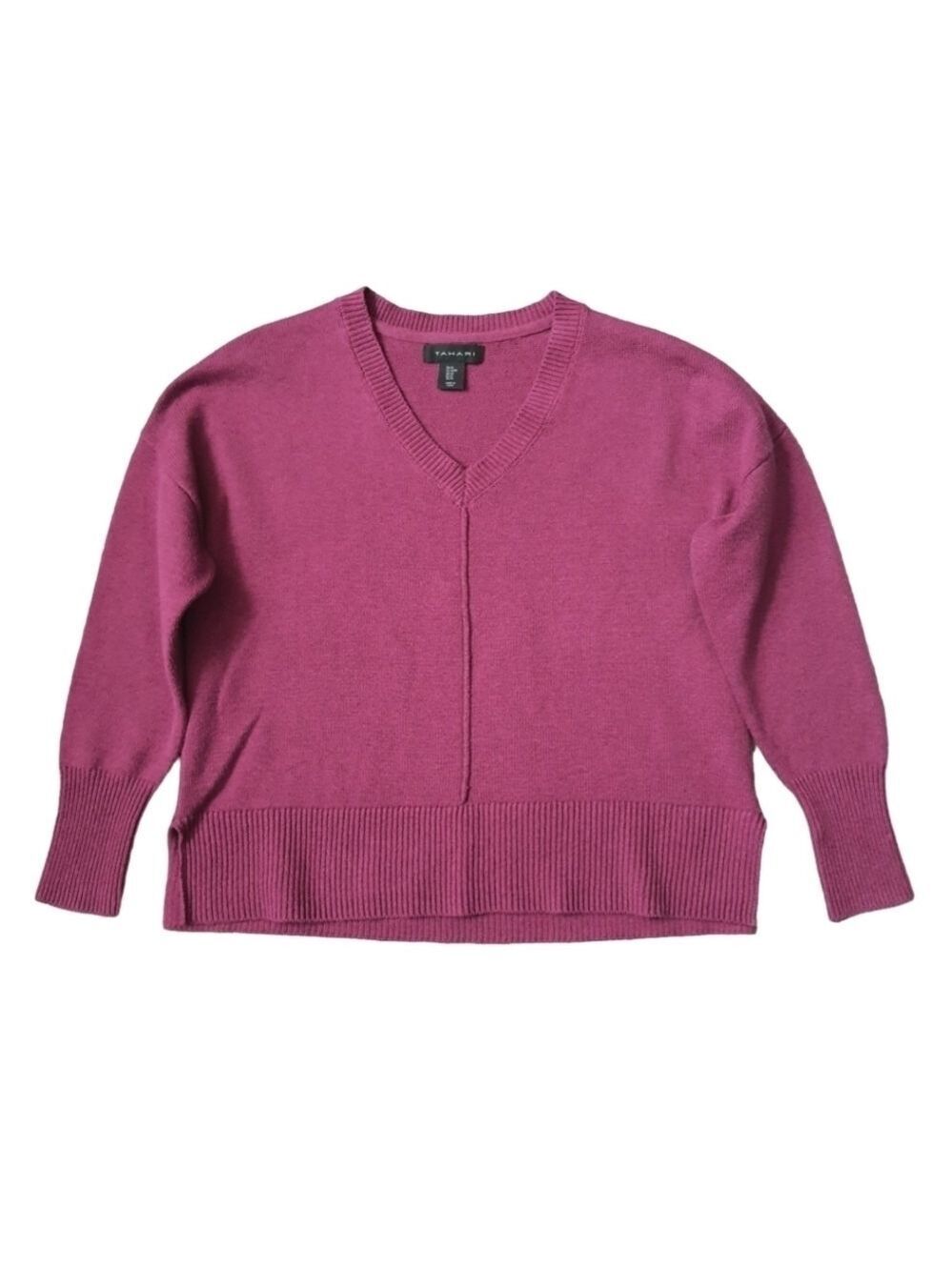 TAHARI Pink Sweater Vneck Ribbed Knit Center Seam Medium